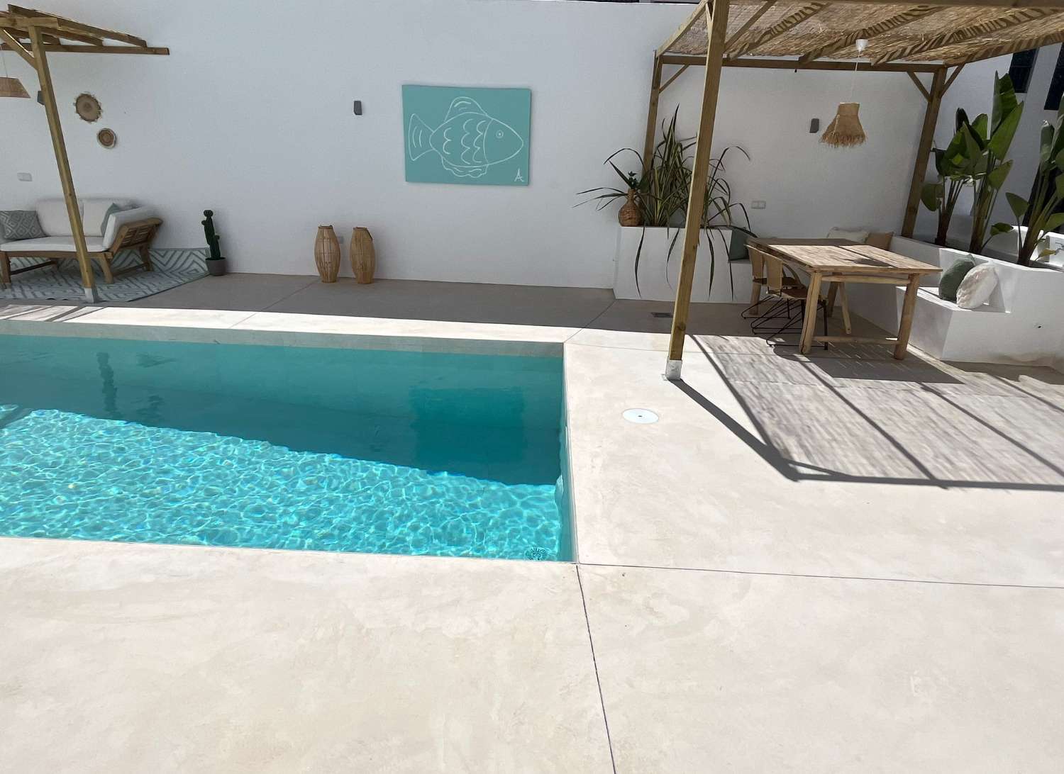 Volledig gerenoveerd appartement met privé zwembad in Frigiliana.