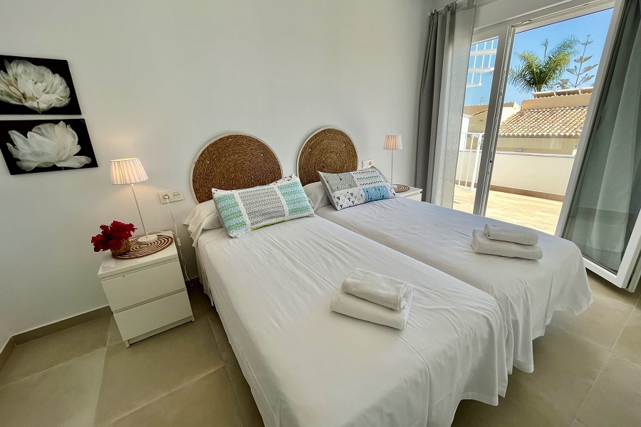 Newly built villa, perfectly located just 8 minutes walk from Burriana beach and the centre of Nerja