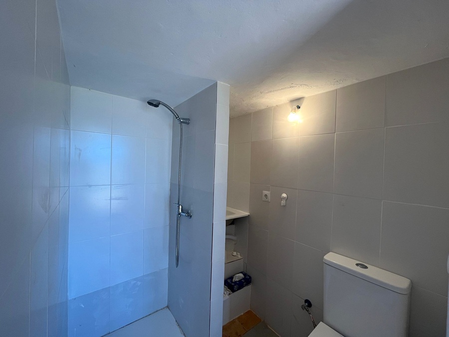 Spacious South Facing Property with Communal Pool in Almijara II Sur