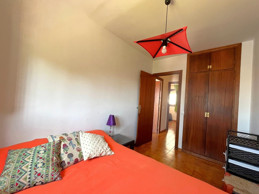 Spacious South Facing Property with Communal Pool in Almijara II Sur
