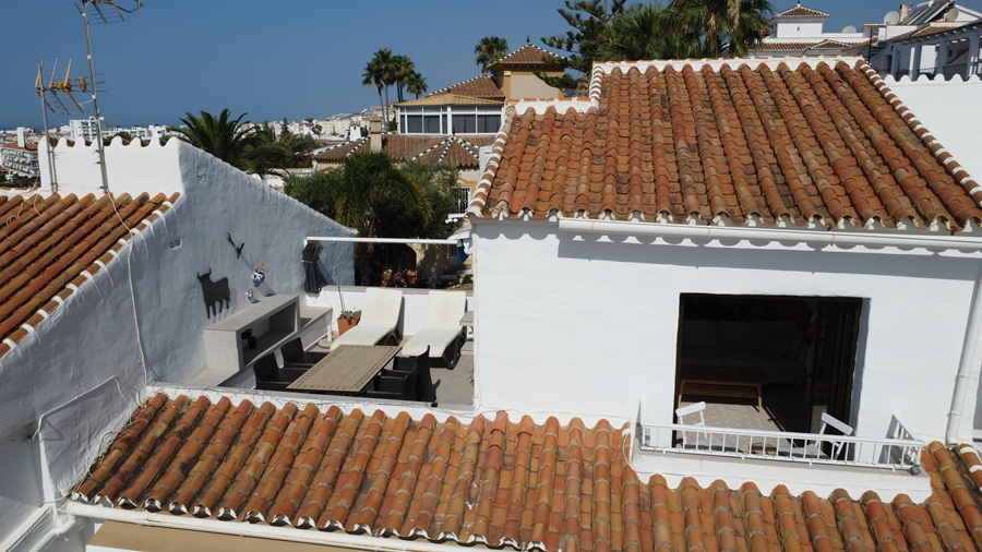 Eksklusiv eiendom med drømmeaktig utsikt over havet og fjellene i Capistrano Playa, Nerja