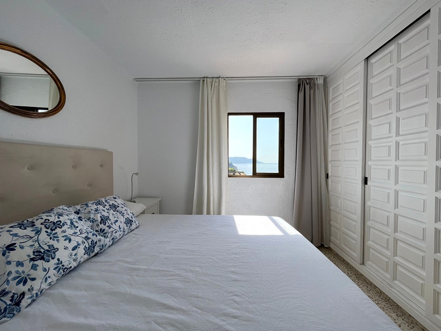 Eksklusiv eiendom med drømmeaktig utsikt over havet og fjellene i Capistrano Playa, Nerja