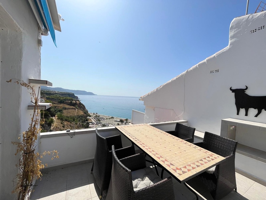 Eksklusiv eiendom med drømmeaktig utsikt over havet og fjellene i Capistrano Playa, Nerja