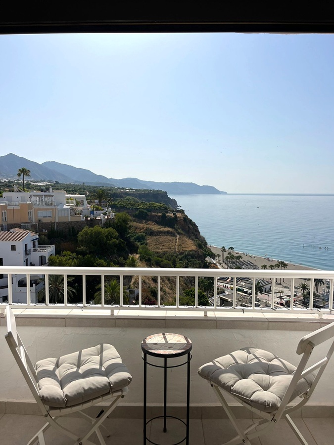 Eksklusiv eiendom med drømmeaktig utsikt over havet og fjellene i Capistrano Playa, Nerja
