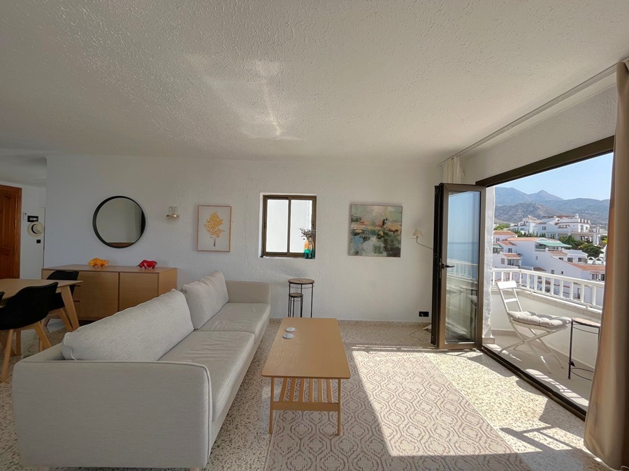 Eksklusiv eiendom med drømmeaktig utsikt over havet og fjellene i Capistrano Playa, Nerja