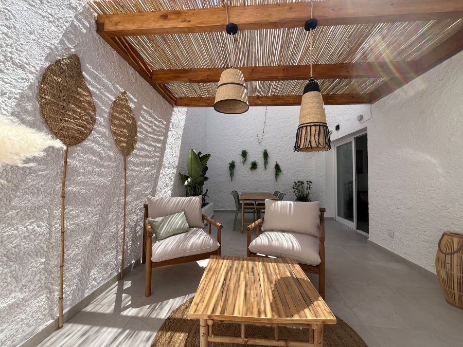 Gerenoveerd woning met prive plunge pool op een toplocatie in Nerja, op 500 meter van het strand van Burriana