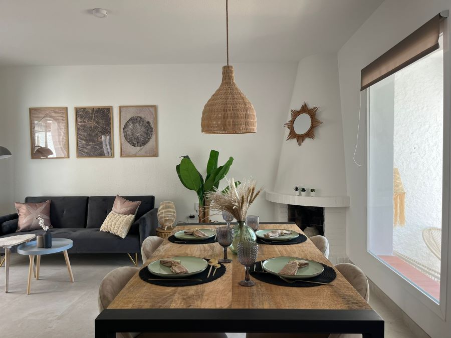 Gerenoveerd woning met prive plunge pool op een toplocatie in Nerja, op 500 meter van het strand van Burriana