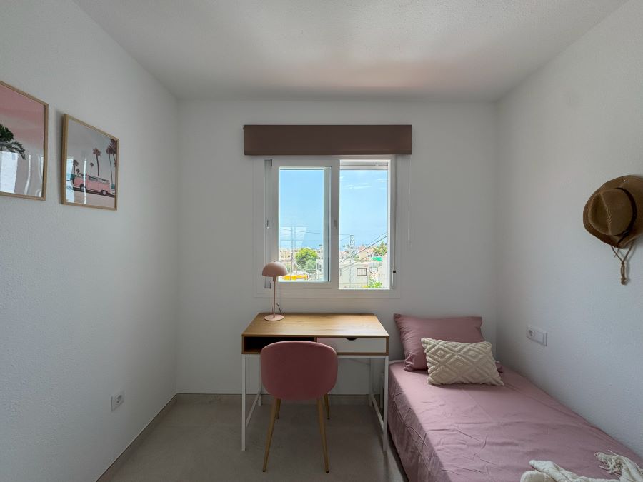 Gerenoveerd woning met prive plunge pool op een toplocatie in Nerja, op 500 meter van het strand van Burriana