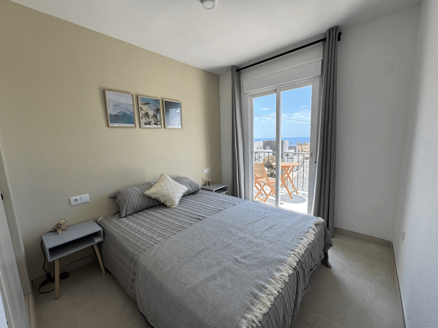Gerenoveerd woning met prive plunge pool op een toplocatie in Nerja, op 500 meter van het strand van Burriana
