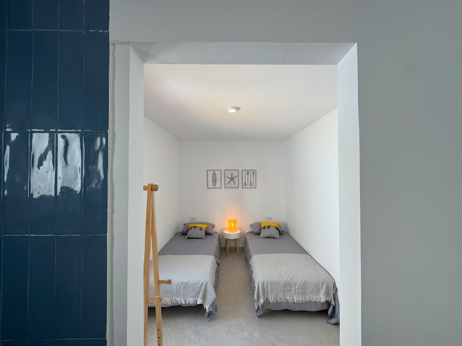 Gerenoveerd woning met prive plunge pool op een toplocatie in Nerja, op 500 meter van het strand van Burriana