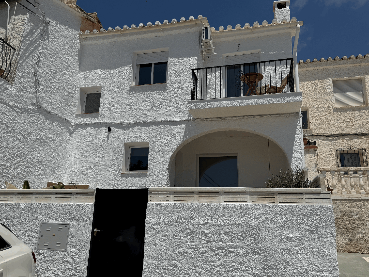 Gerenoveerd woning met prive plunge pool op een toplocatie in Nerja, op 500 meter van het strand van Burriana