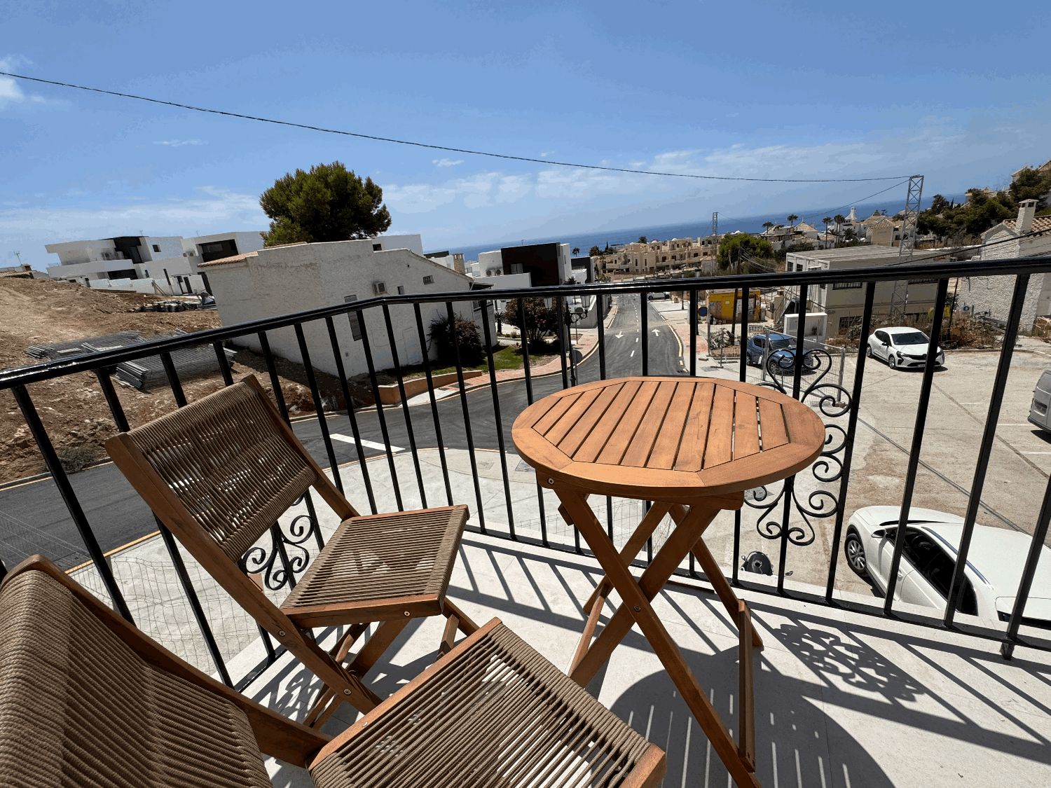 Gerenoveerd woning met prive plunge pool op een toplocatie in Nerja, op 500 meter van het strand van Burriana