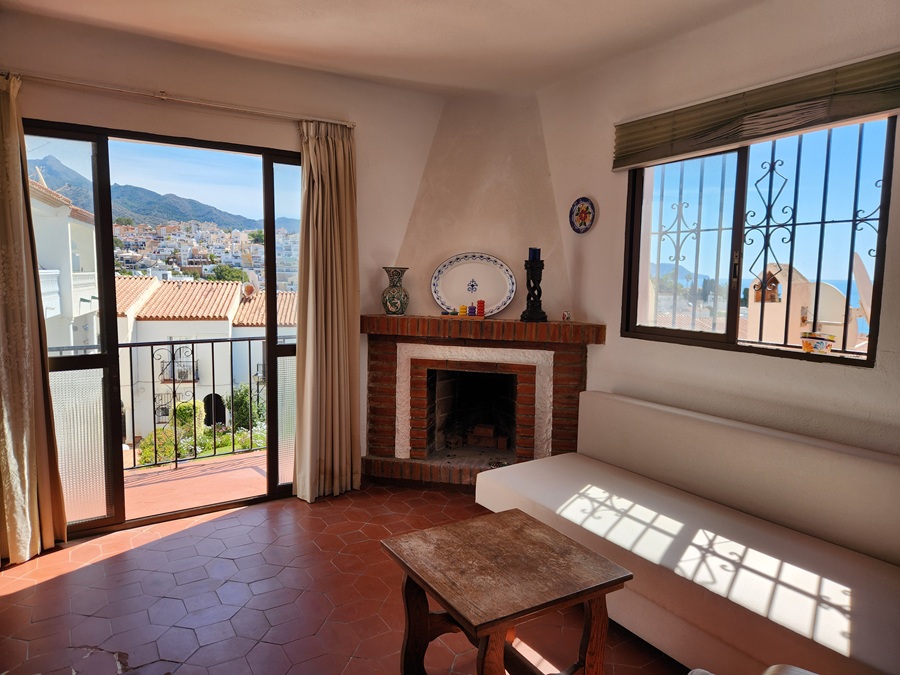 Duplex med utrolig havudsigt og fælles pool i området Parador de Nerja