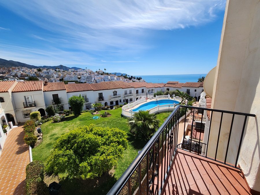 Duplex med utrolig havudsigt og fælles pool i området Parador de Nerja