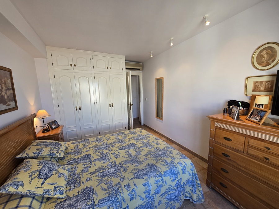 Smuk lejlighed med pool i Parador-området i Nerja