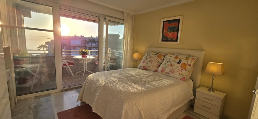 Charmant appartement aan het strand in Torrox Costa