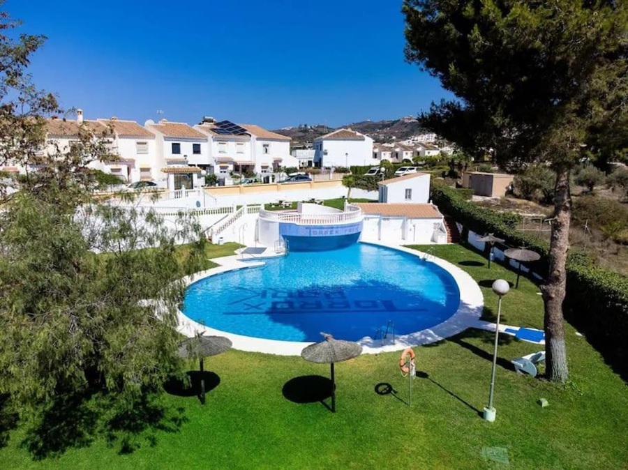 Charmant appartement te koop in Torrox Park – rustige omgeving op slechts 10 minuten van de zee.