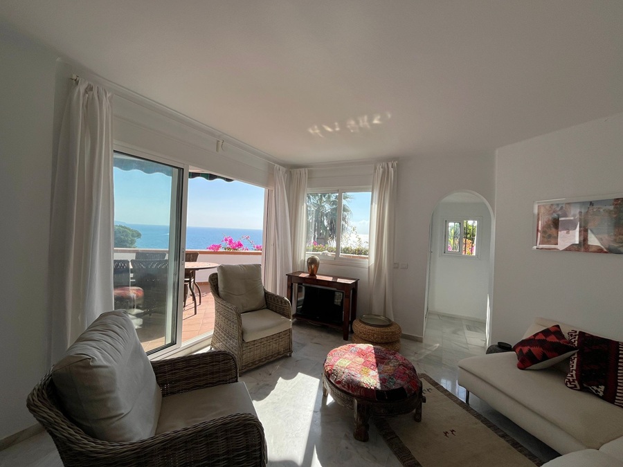 Lejlighed med smuk havudsigt i den populære urbanisering Ladera del Mar 1 – Nerja