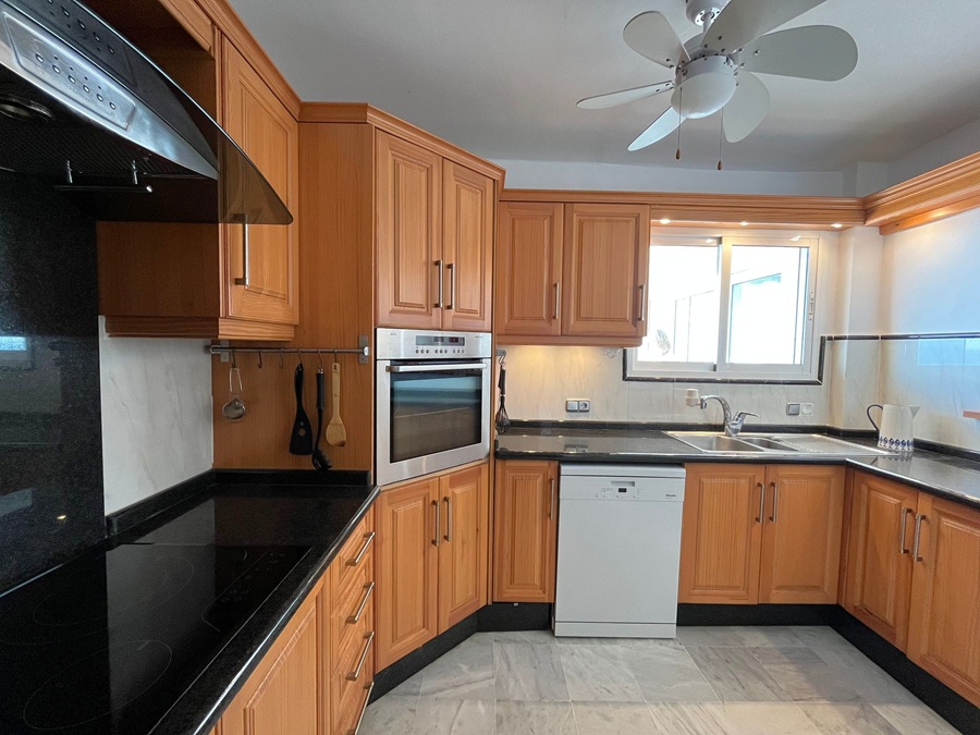 Lejlighed med smuk havudsigt i den populære urbanisering Ladera del Mar 1 – Nerja