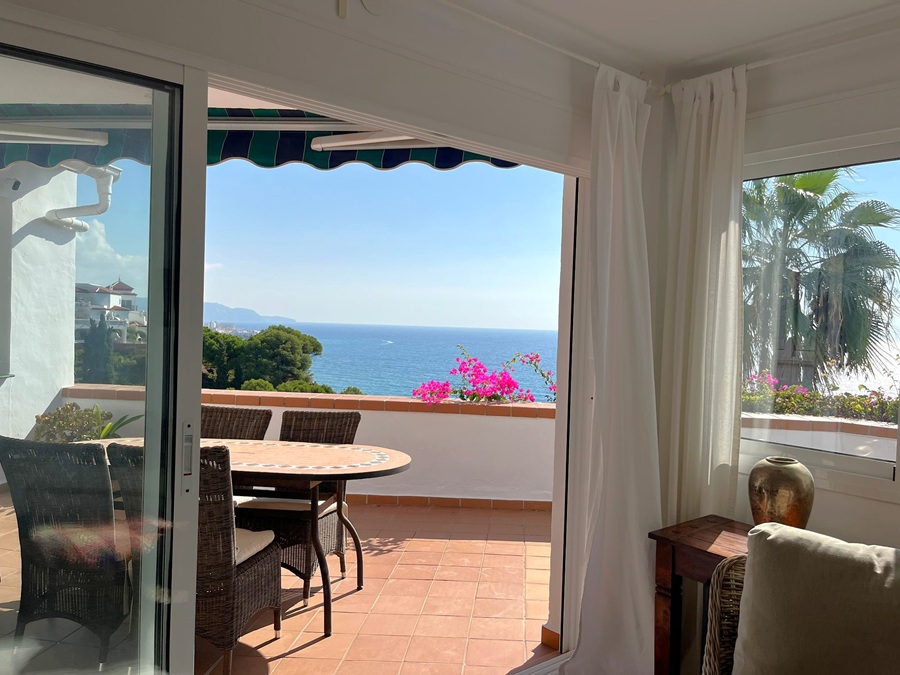 Lejlighed med smuk havudsigt i den populære urbanisering Ladera del Mar 1 – Nerja