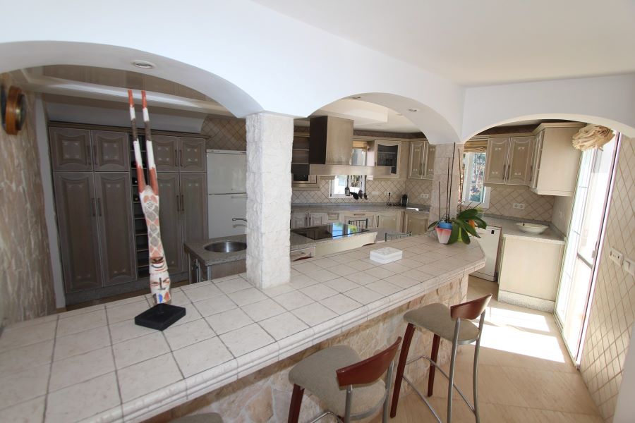 Villa med privat pool 500 meter fra Burriana-stranden