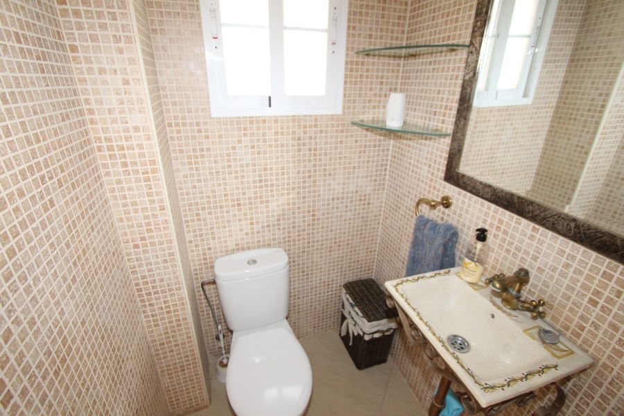 Villa med privat pool 500 meter fra Burriana-stranden