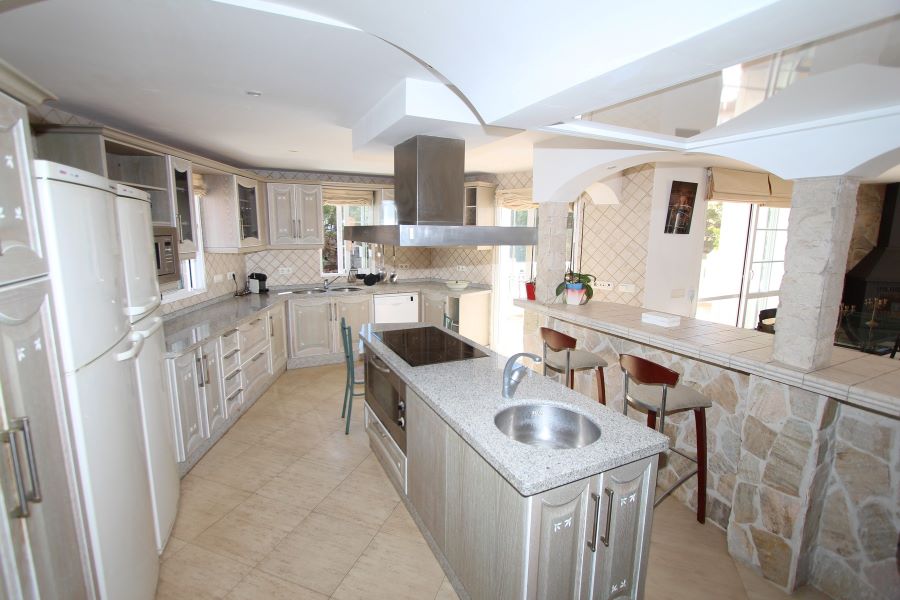 Villa med privat pool 500 meter fra Burriana-stranden