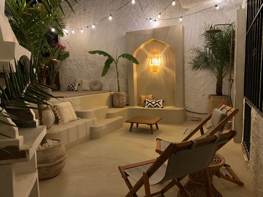 Fantastisk stuga med havsutsikt från den rymliga balkongen, bara sex minuters promenad från Burriana-stranden, Nerja.