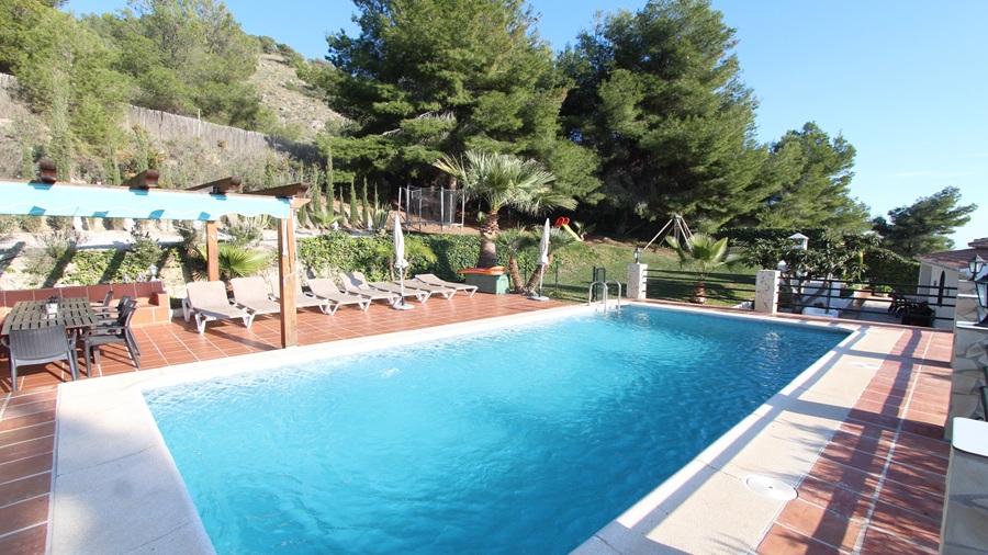 Villa incantevole con viste panoramiche nel mezzo della natura, a soli 10 minuti da Nerja