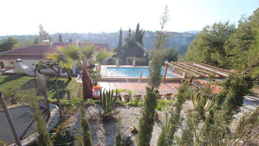 Villa incantevole con viste panoramiche nel mezzo della natura, a soli 10 minuti da Nerja