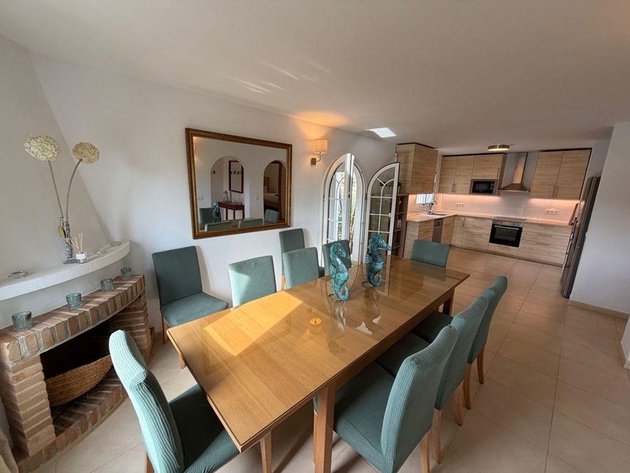 Villa incantevole con viste panoramiche nel mezzo della natura, a soli 10 minuti da Nerja