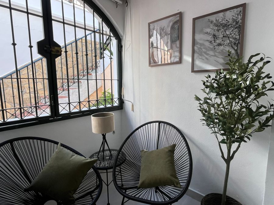 Vakkert renovert leilighet med havutsikt i Nerja