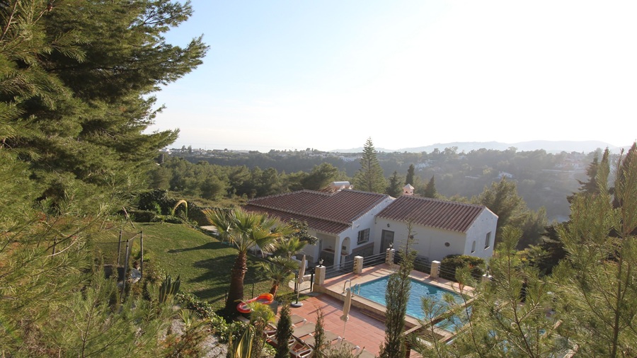 Charmante Villa mit Panoramablick mitten in der Natur, nur 10 Minuten von Nerja entfernt