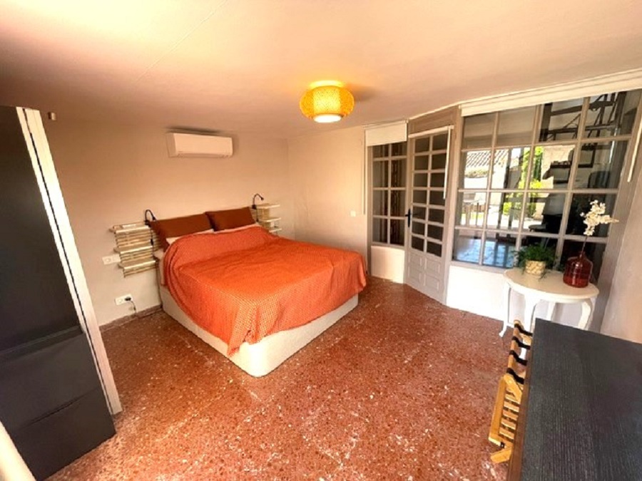 Gerenoveerde vakantiewoning in het gewilde Capistrano Village in Nerja met prachtig uitzicht over Capistrano village en de zee.